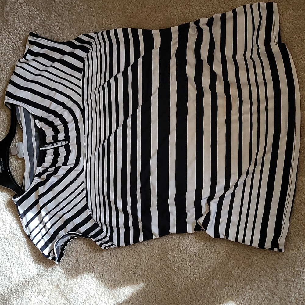 Black n white short sleeve, silk blouse,Worthington